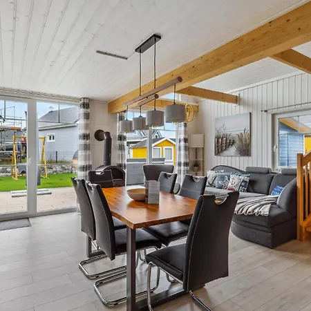 Amazing In Holiday home Zerpenschleuse