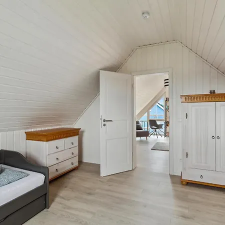 2 Bedroom Pet Friendly In *
