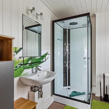 2 Bedroom Pet Friendly In Nyaraló *
